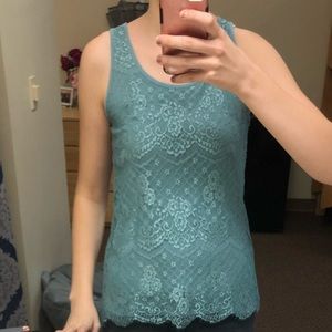 🎄 Turquoise lace layering tank